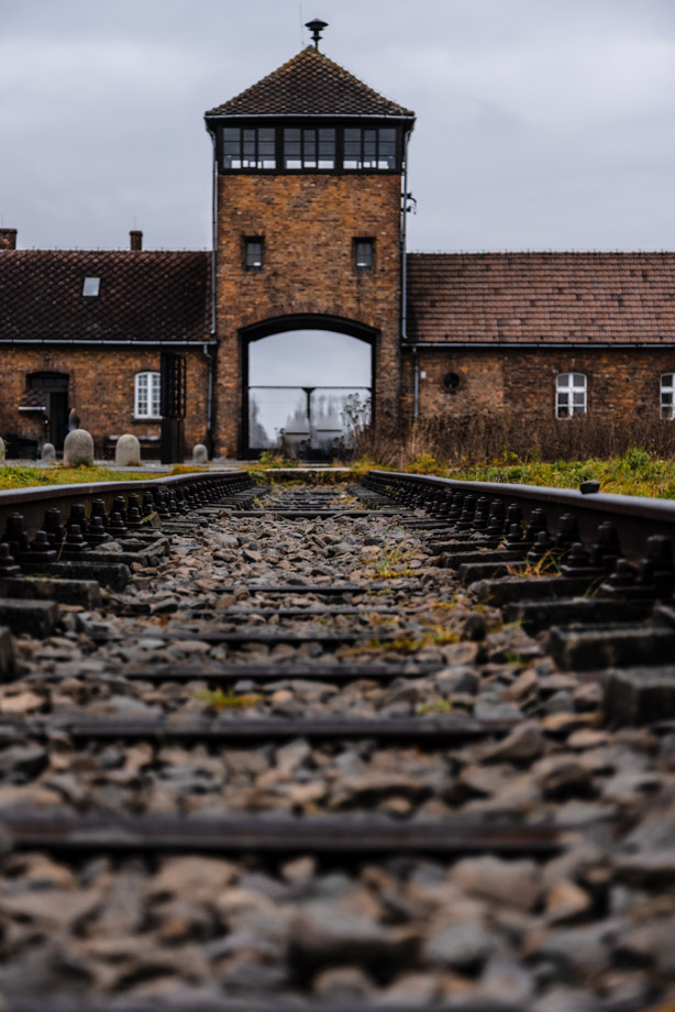 Auschwitz binari treno