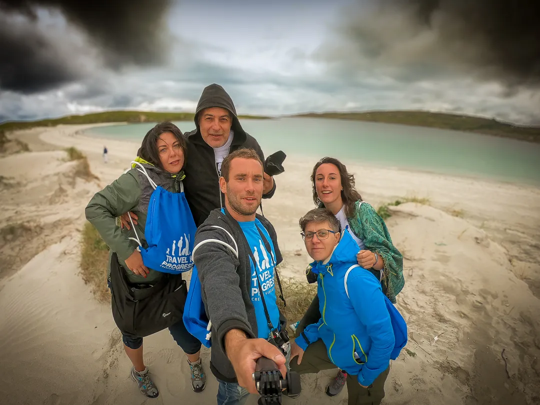 Viaggio turistico daniele dellosa foto di gruppo